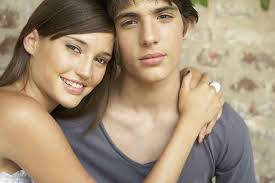 Dear Abby: Age an issue for senior girl dating sophomore boy