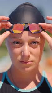 🥈 4x100 medley relay at Dutch Nationals, and no this isn't a comeback 😂  as long as I enjoy it I will keep swimming with my club team in Amsterdam  @dedolfijn_wedstrijdzwemmen !!