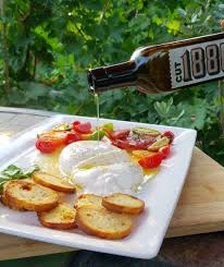 Burrata Extra Virgin Olive Oil The Perfect Appetizer In 2020 Perfect Appetizers Olive Oil Appetizers Extra Virgin Olive Oil