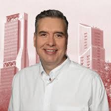 Andres Roban's Instagram, Twitter & Facebook