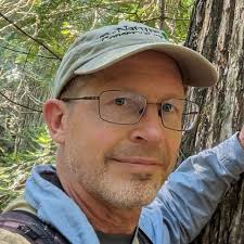 Doug Pearsall's Instagram, Twitter & Facebook