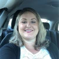 Amber Robbins's Instagram, Twitter & Facebook