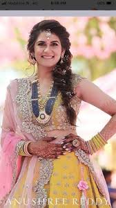 Indianhairstyles Curlshairstyles Fashionablehairstyles Hairstyletrends Shorthairstyl Indian Bride Hairstyle Indian Hairstyles Lehenga Hairstyles