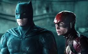 Comic con is celebrating 75 years of 'batman,' and showing off ben affleck's new dark knight duds.be smarter. Ben Affleck S Batman Return In The Flash Is A One Time Thing