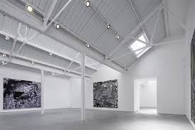 Modern Art Gallery By Matheson Whiteley London Uk Retail Design Blog London Art Gallery Art Gallery Arts And Crafts House