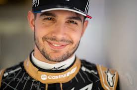 LSU coach Kim Mulkey holds grudges, battles everyone and keeps winning. But  at what cost?