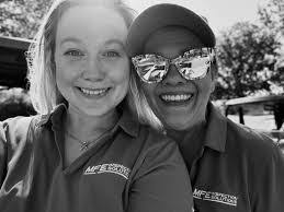 Carey Sutherland's Instagram, Twitter & Facebook