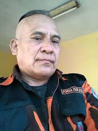 HIMPUNAN KELUARGA BESAR SINLAE ( HKBS )