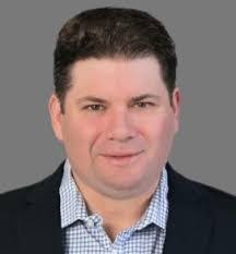 Sean Mciver's Instagram, Twitter & Facebook