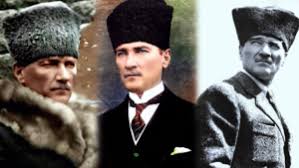 Saray'dan 'kalpaklı Atatürk' mesajı