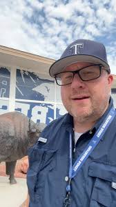 Just a friendly reminder that tomorrow (April 4) will be a digital learning  day for all freshmen, sophomores and seniors as our junior class will be  taking the AZSci.