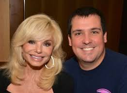 Further, his annual earnings is around $2 million. Quinton Anderson Reynolds Wiki Age Wife Net Worth Bio Family