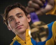 Leeds Fans Utd urge celebrity supporter Russell Crowe to invest in club