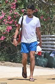 Every child needs a champion to believe in their dreams ✨ pridružite nam se u sezoni darivanja. Novak Djokovic Goes Mask Free While Stepping Out In Marbella One Month After Having Coronavirus Sound Health And Lasting Wealth