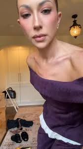 Mother-daughter cemetery content