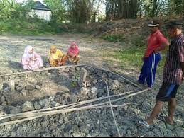 Lowongan kerja pt indofood cbp sukses makmur tbk s. Penemuan Makam Di Tengah Tengah Tambak Kering Berita Tugu Pusat Berita Terupdate Dari Kotamu