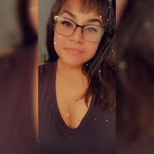 Katie Hulse's Instagram, Twitter & Facebook