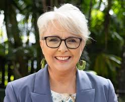 Author Profile Vanessa McCarthy