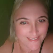 Top 9 Most Popular Couples from Reality TV 1. **Taylor Williams & Clarke  Carraway **(*Love Island USA*) 2. **Sammi “Sweetheart” Giancola & Ronnie  Ortiz-Magro** (*Jersey Shore*) 3. **Amber Brkich & Rob