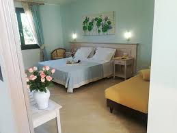 AGRITURISMO TORREVECCHIA SAN PANCRAZIO SALENTINO (Italia) - da 210 € |  HOTELMIX