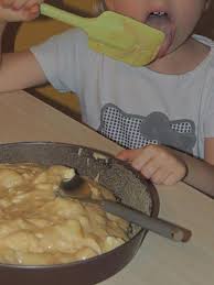 Gateau Au Yaourt Et Aux Pommes Croute Craquante Les Delices D Helene Gateau Yaourt Alimentation Les Delices D Helene