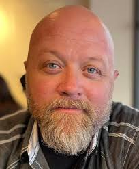 Kenneth Burgett's Instagram, Twitter & Facebook