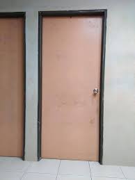 Pintu kayu ini cocok untuk segala jenis bangunan. Diy Bajet Untuk Cantikkan Pintu Rumah 3 Pintu Baru Rm100 Vanilla Kismis