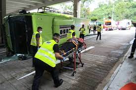 Member of parliament for bukit batok smc murali pillai confirmed this in a facebook post on sunday evening, after photos of the incident began circulating online. Jz2qsdxtcf1o M