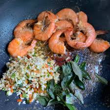 Bilas dengan air dingin, tiriskan dan keringkan dengan handuk kertas. Creamy Curry Pasta With Prawn Rasa Sedap Berbaloi Masak Sendiri Keluarga