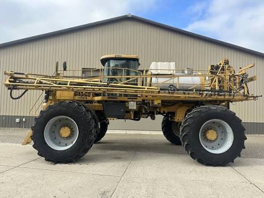 Rogator 1194 Sprayer