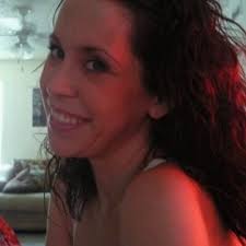 Leslie Latimer (@LeslieNpogue)