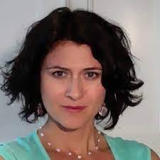 Ashley Vesey's Instagram, Twitter & Facebook