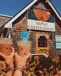 Is There Anything Better Than Beach Front Coffee This Adorable Obx Coffee Shop In Avon Nc Has The Best Latte Beach Cafe Autumn Coffee Coffee Shop Aesthetic