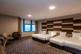Wij bieden verschillende opties aan, om uw verblijf onvergetelijk te maken. Xo Hotels Blue Square Best Prices Via Hotel S Website