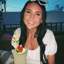 Daniel Queen's Instagram, Twitter & Facebook