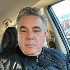 Riding the train yesterday was our very own “Swiftie”, Kathrine Narducci  💃🏼 #TheSopranos #sopranos #swifties