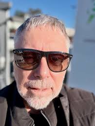 Phillip Bollinger (@vanyel) • Threads, Say more