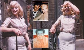 We will look at many of the red flags here. Never Before Seen Pictures Of Pregnant Marilyn Monroe Daily Mail Online
