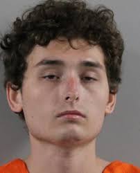 File this under the category of, "You can't make this stuff up." 24  year-old Shane Wiley of Auburndale was recently arrested twice, once by  PCSO and next by WHPD for Dining &