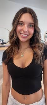 Melissa Mcclary's Instagram, Twitter & Facebook