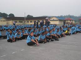 Kuala kubu bharu (also spelled kuala kubu baru, kuala kubu bahru, kuala kubu baharu etc), affectionately known as kkb by the locals, is a town in the north of selangor , malaysia. Kem Plkn Bina Semangat Kuala Kubu Bharu Posts Facebook