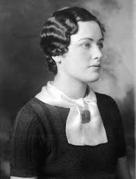 Esther Rippard Bradshaw (1915-1999)