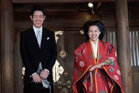 Japan S Princess Ayako Gives Up Royal Status For Love As She Marries Commoner How Happy I Am Royal Princess Japan