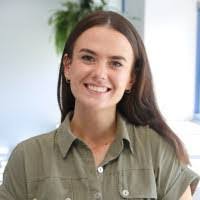 Suzanne Hogan's Instagram, Twitter & Facebook