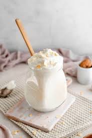 So naturally, things like bacon, steak and eggs get the spotlight and foods like bread and pasta are kicked to the curb. Easy Keto Yogurt Recipe Best Store Bought Options Ketoconnect
