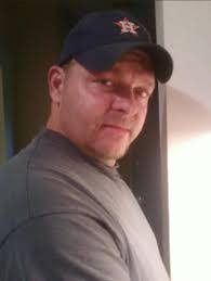 Alan Dowden's Instagram, Twitter & Facebook