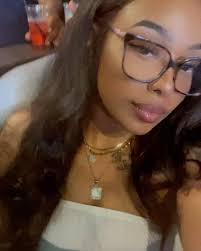 💞 Barbie vibes 🤭 and a lot of face cards 😘