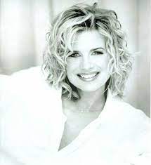 Days Of Our Lives Classic Picture Of Kayla Brady Johnson Short Hair Styles Attractive Women Hair Styles