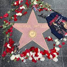 Madame tussauds wax museum hollywood walk of fame (his star is in front of the kodak theatre, west of. Michael Jackson S Star 4 Tips