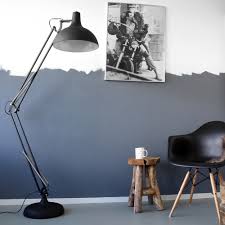 Voir tous les luminaires lampes sur pied lampes à poser et pieds de lampe suspensions et plafonniers lampada. Lampadaire Sur Pied Giga Noir De 180cm